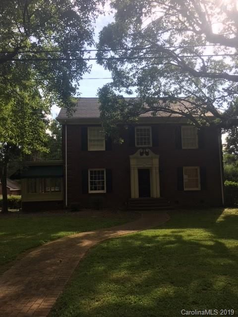 827 Oak St, Lincolnton, NC 28092