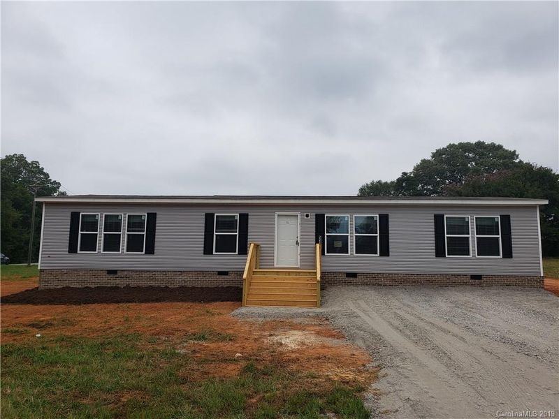 5324 Startown Rd, Newton, NC 28658