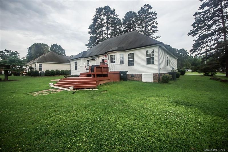 307 Groff St, Concord, NC 28027