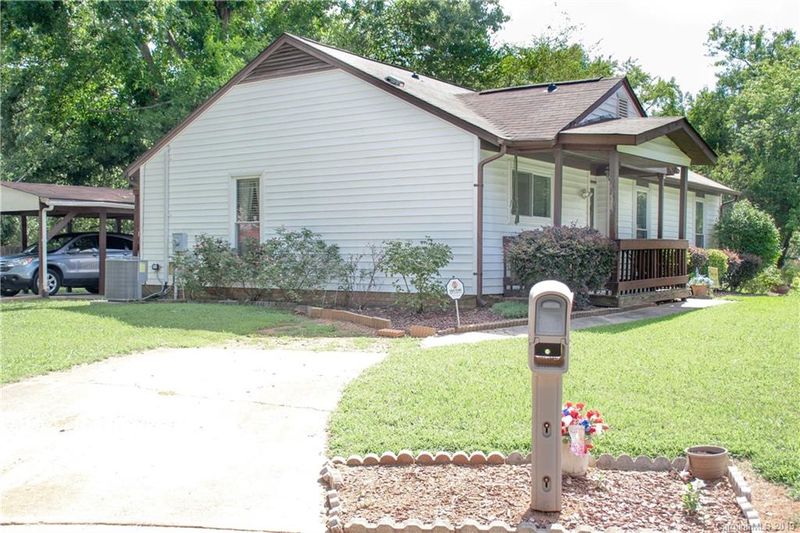 7534 Lancashire Dr, Mint Hill, NC 28227