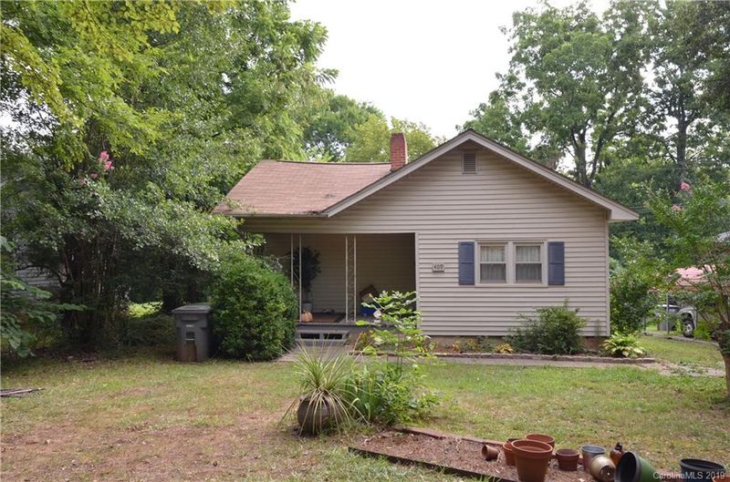 409 Linestowe Dr, Belmont, NC 28012