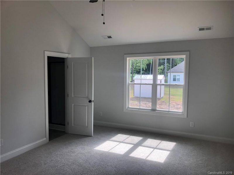 1415 Independence Sq, Kannapolis, NC 28081