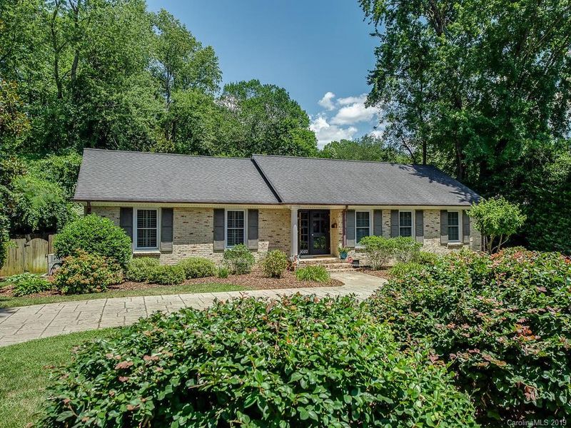 3023 Robin Rd, Charlotte, NC 28211