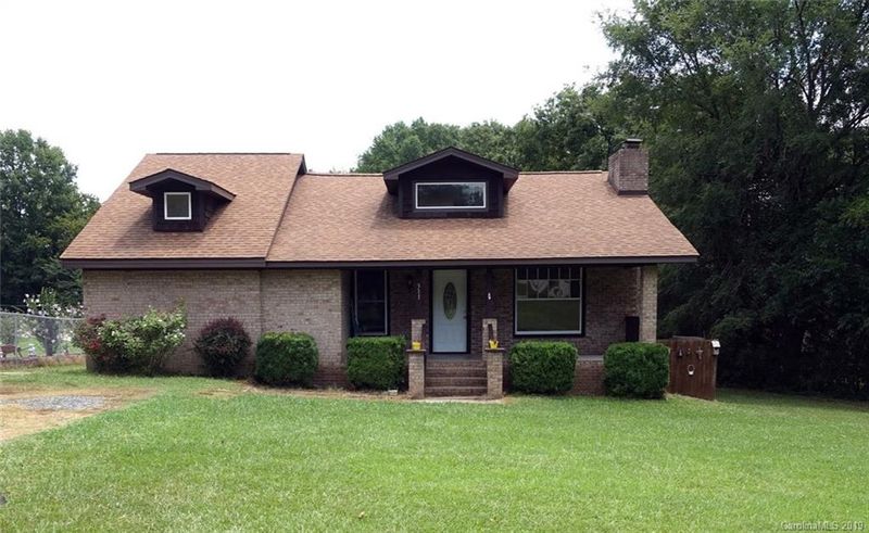 311 S Stewart St, Wingate, NC 28174
