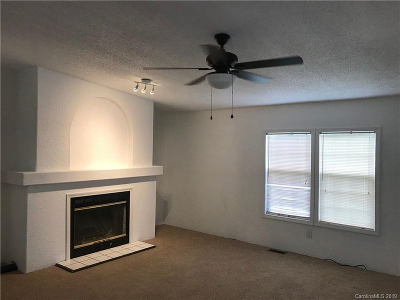 7960 Hagers Ferry Rd, Denver, NC 28037