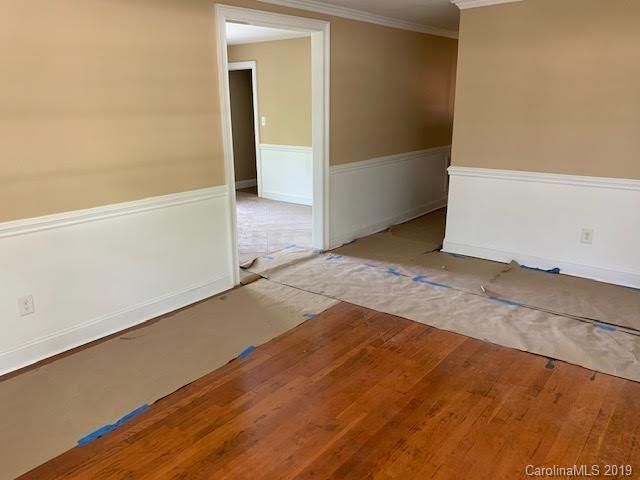2334 Ashley Rd, Charlotte, NC 28208