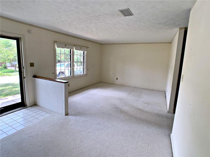 416 7th St NE, Hickory, NC 28601