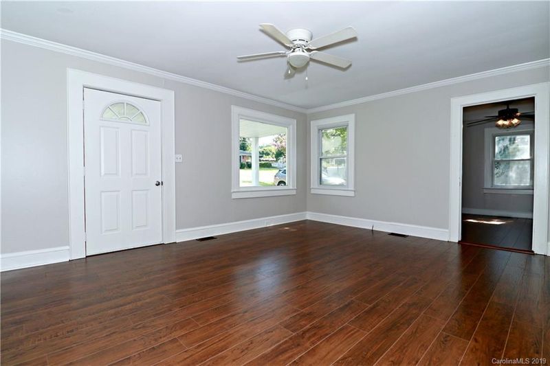 1107 Oklahoma St, Kannapolis, NC 28083
