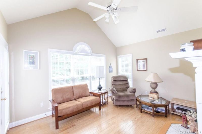 7616 Sedgebrook Dr, Stanley, NC 28164