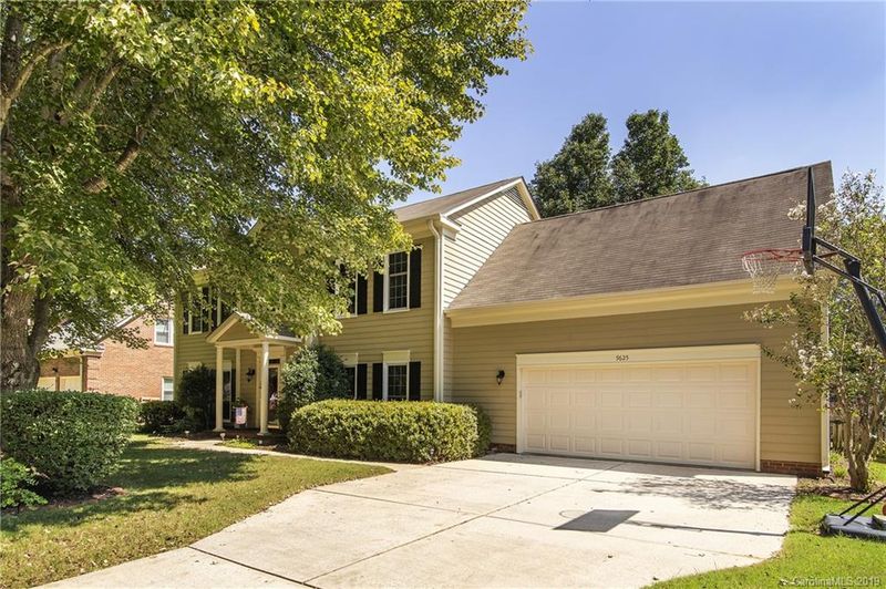 9625 Stanton Green Ct, Charlotte, NC 28277