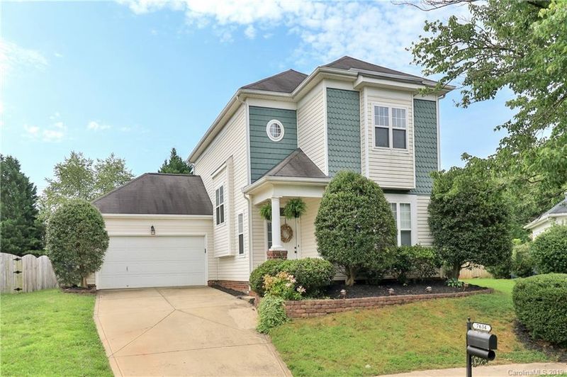 7634 Rolling Meadows Ln, Huntersville, NC 28078