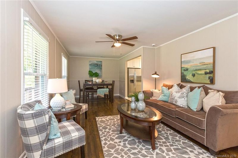 3932 Foxford Pl, Charlotte, NC 28215