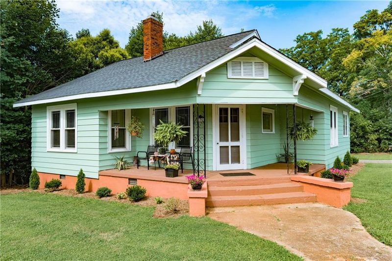 300 S Main Ave, Newton, NC 28658