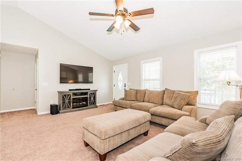 923 Loch Lomond Cir, Concord, NC 28025