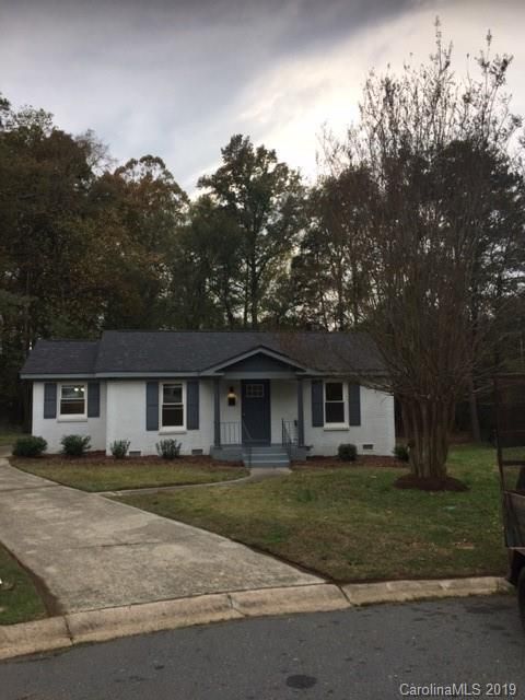 600 Dobson Dr, Charlotte, NC 28213