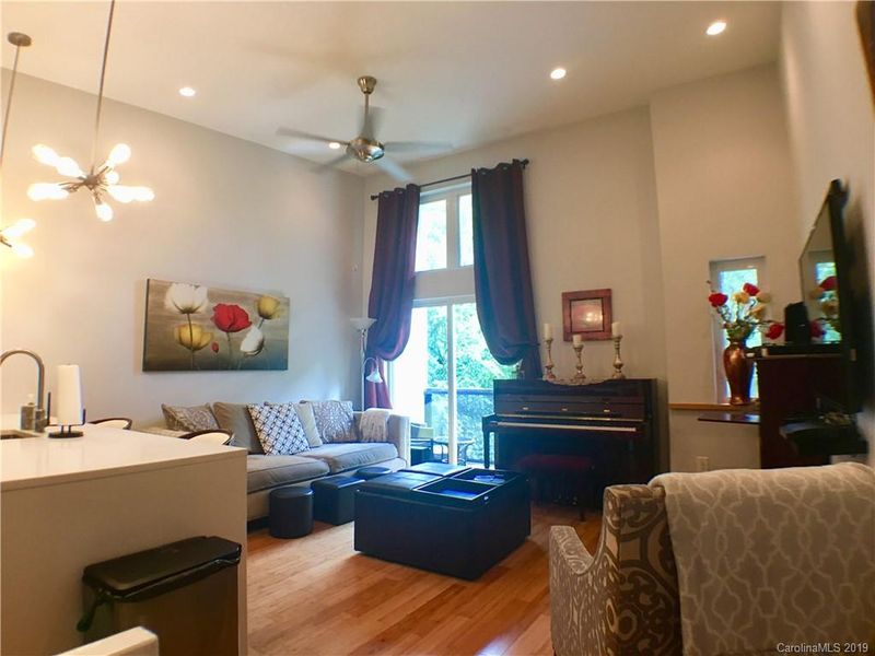 2740 N Davidson St, Charlotte, NC 28205