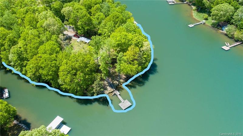 5138 Crystal Lake Dr, Denver, NC 28037