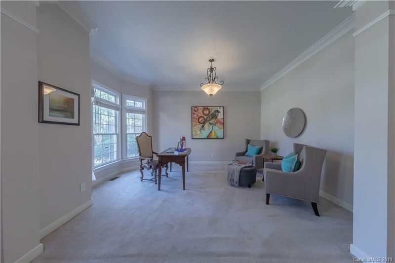 11443 Bloomfield Dr, Charlotte, NC 28277