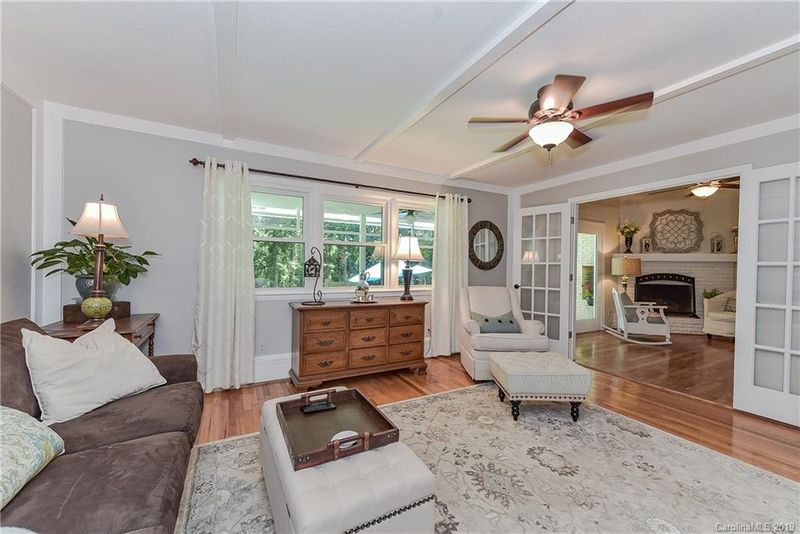 2002 Fair Forest Dr, Matthews, NC 28105