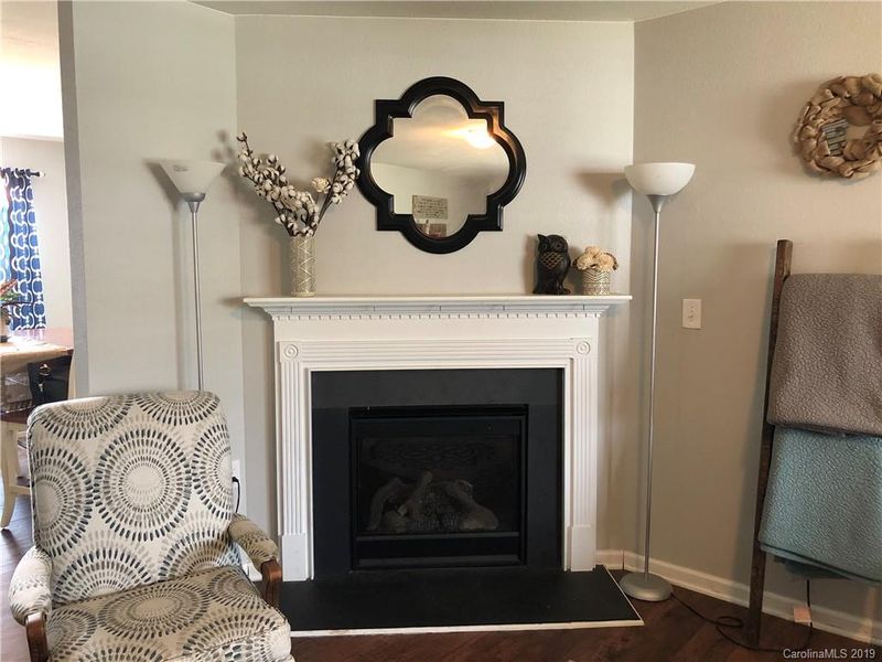 1825 Windy Willow Ln, Dallas, NC 28034