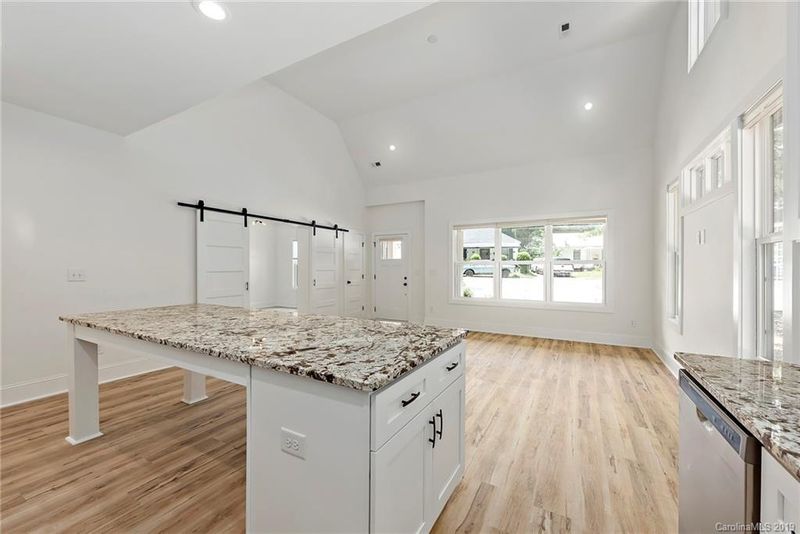 1222 Fairmont St, Charlotte, NC 28216