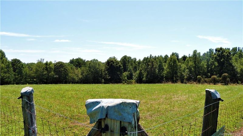 1313 Black Rd, Cherryville, NC 28021