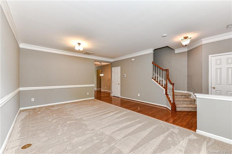 5111 Berkeley Greene Dr, Charlotte, NC 28277
