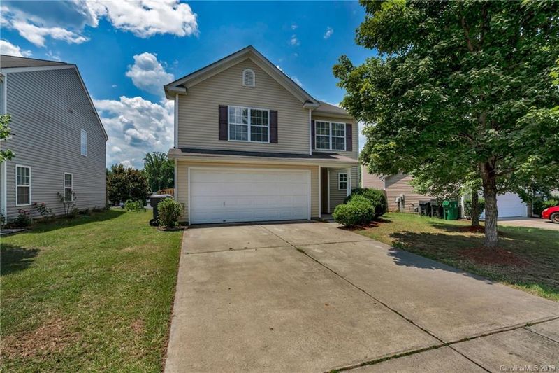 5111 Fernhill Dr #62, Charlotte, NC 28217