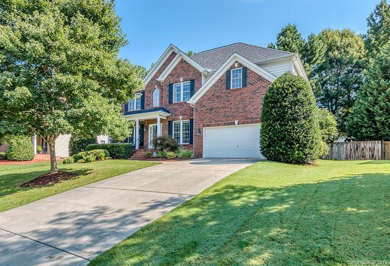 10408 Gunnison Ln, Charlotte, NC 28277