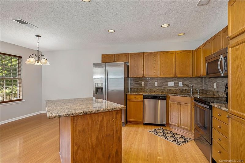 9329 Timothy Ct, Charlotte, NC 28277