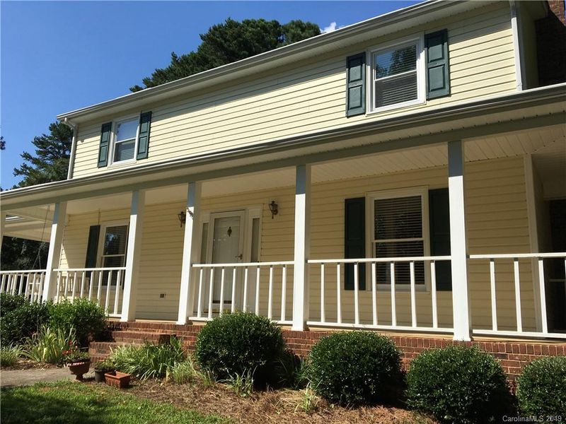 308 Deep Forest Ct, Gastonia, NC 28056
