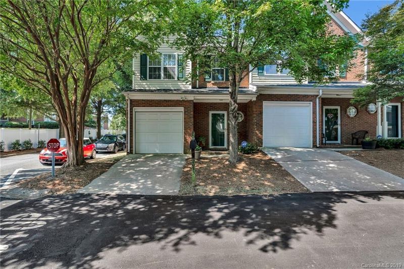 2035 Lennox Square Rd #9, Charlotte, NC 28210