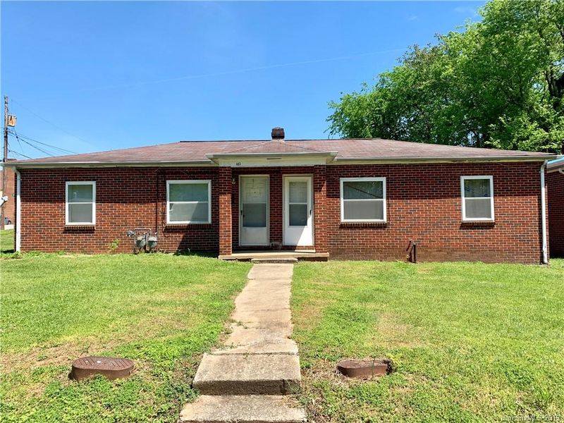 403 2nd St #12, Hickory, NC 28602
