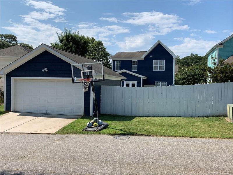 4134 Library Ln NW, Conover, NC 28613