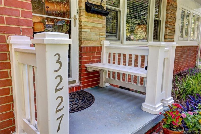 3227 Wicklow Pl, Charlotte, NC 28205