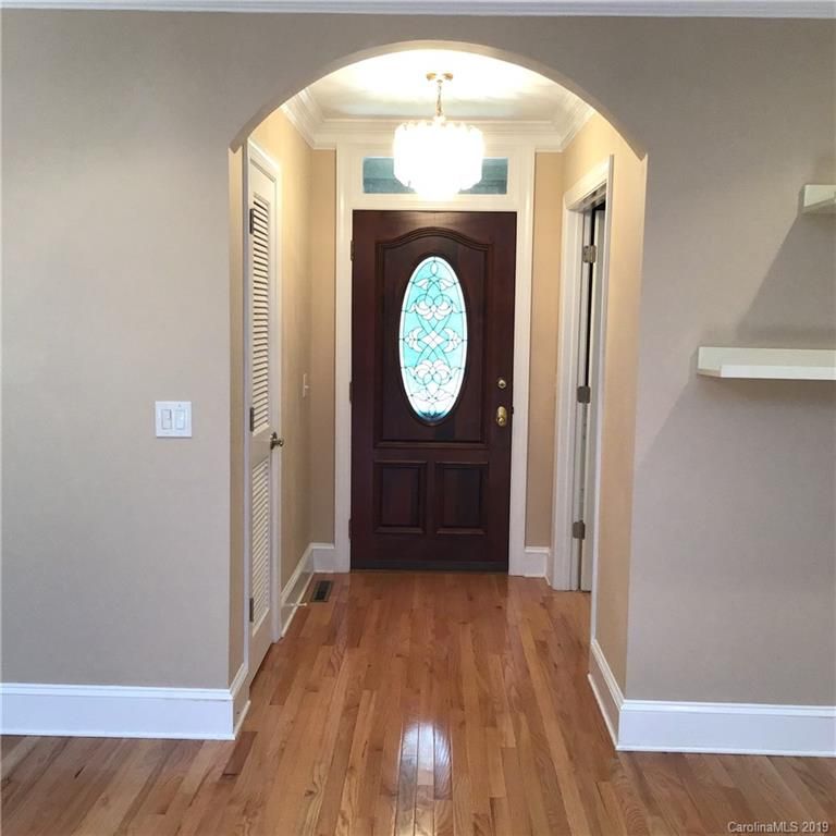 401 Cannings Ln, Charlotte, NC 28262