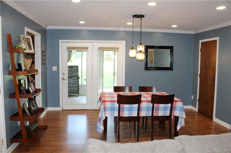 104 Hillcrest Ave, Clover, SC 29710