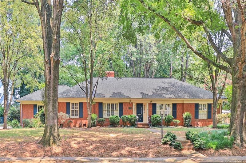 3217 Colony Rd, Charlotte, NC 28211