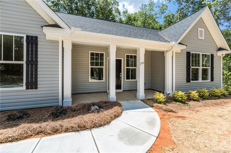 2514 Bobwhite Cir, Wingate, NC 28174