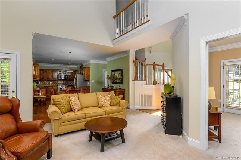 4301 Shannamara Dr, Matthews, NC 28104