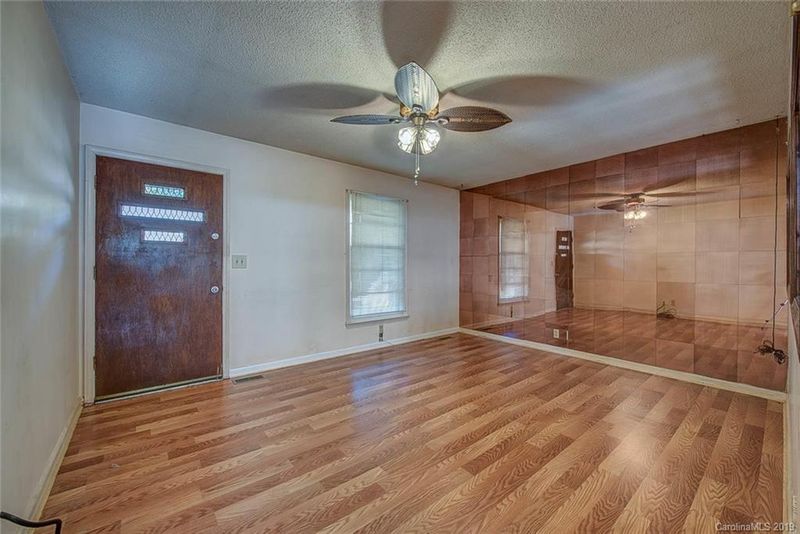 2636 Hill Ln, Gastonia, NC 28054