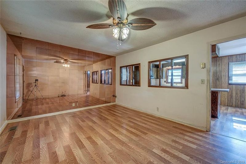 2636 Hill Ln, Gastonia, NC 28054