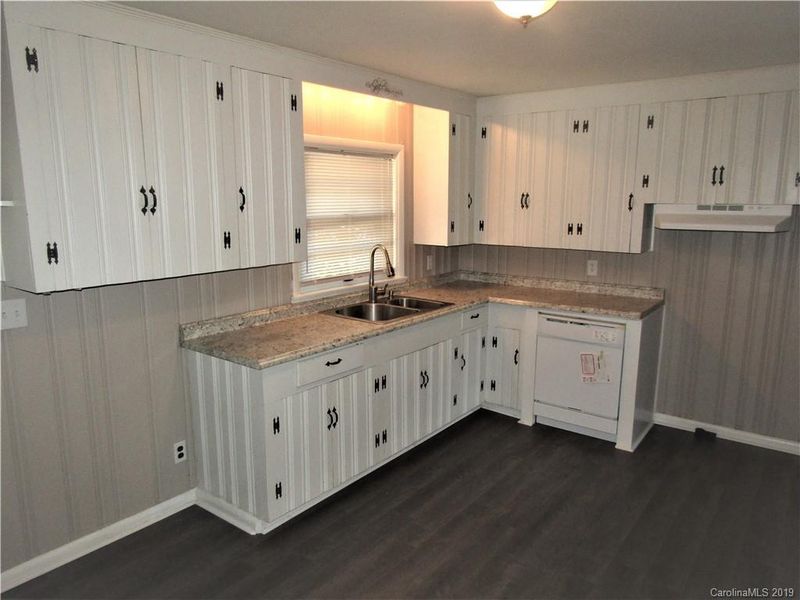 700 Canterbury Rd, Kings Mountain, NC 28086