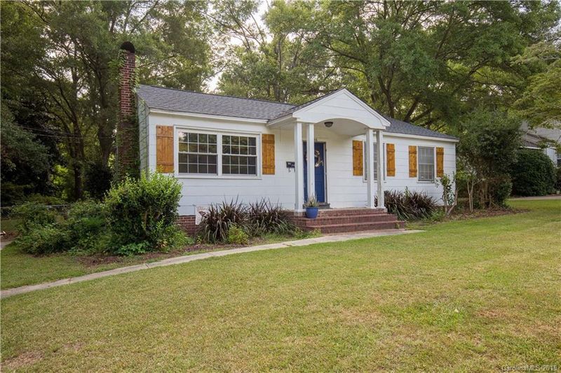 1186 India Hook Rd, Rock Hill, SC 29732