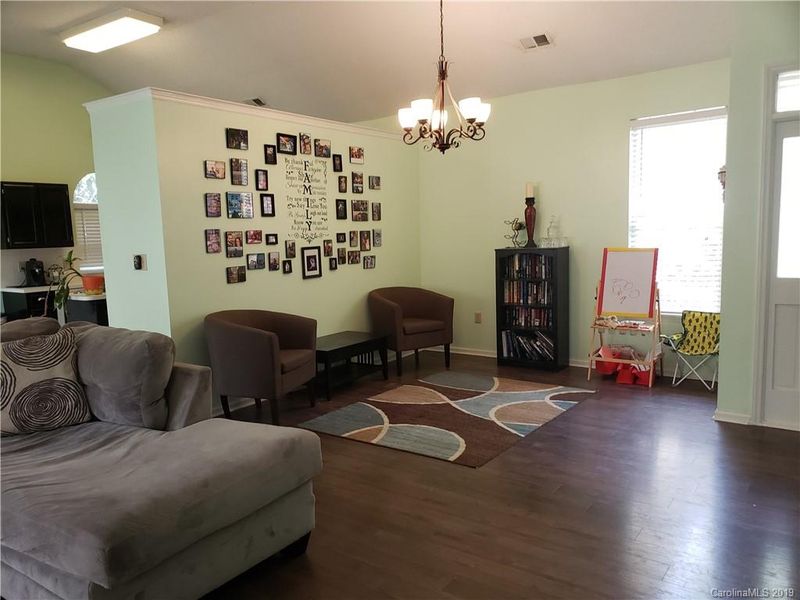 9214 Myrtle Garden Ct, Matthews, NC 28105