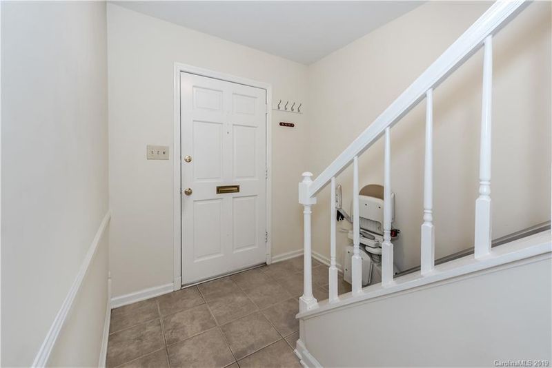 8024 Regent Park Ln, Charlotte, NC 28210