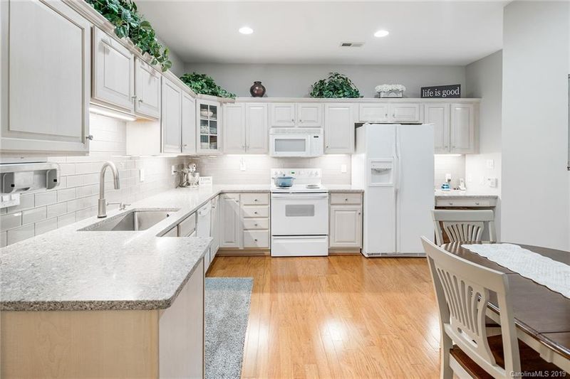 10832 Willow Crossing Dr, Charlotte, NC 28210