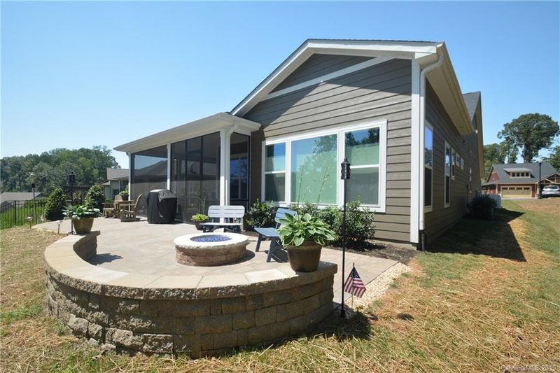 7222 Hanging Rock Ct, Denver, NC 28037