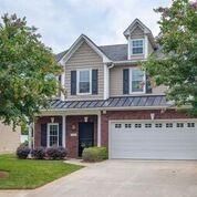 2012 Talbot Ln, Hickory, NC 28602
