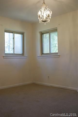 6349 Thelo Dr, Charlotte, NC 28212